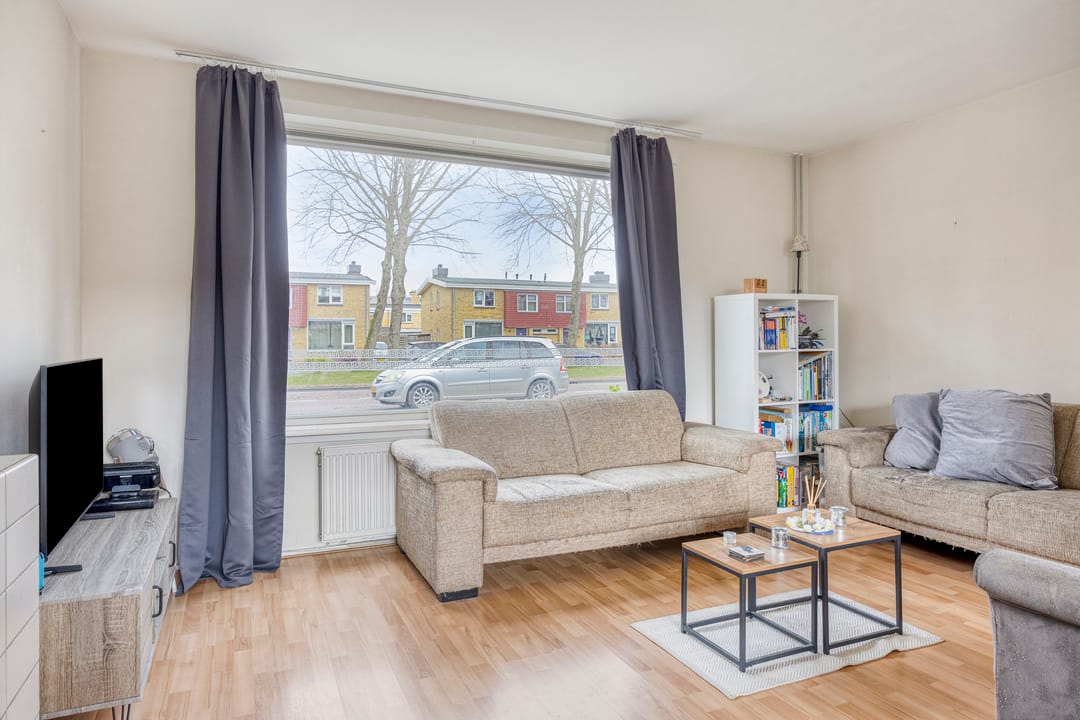 Photo 8 of De Oost 12