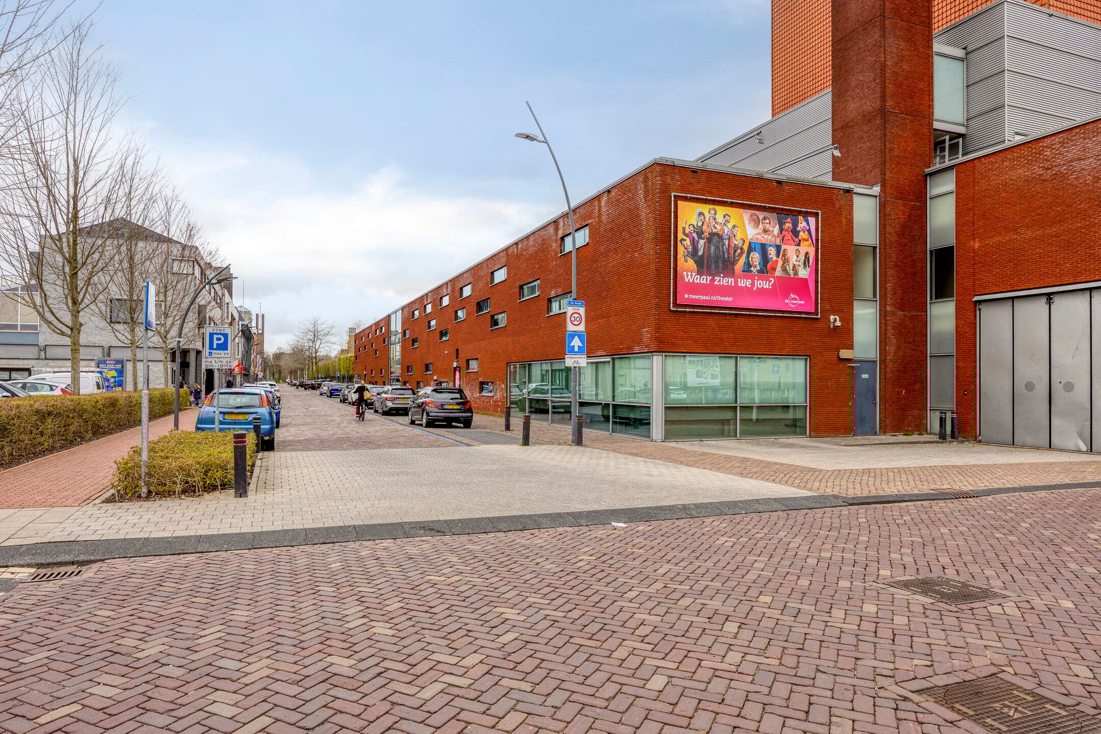 Photo 33 of De Oost 12