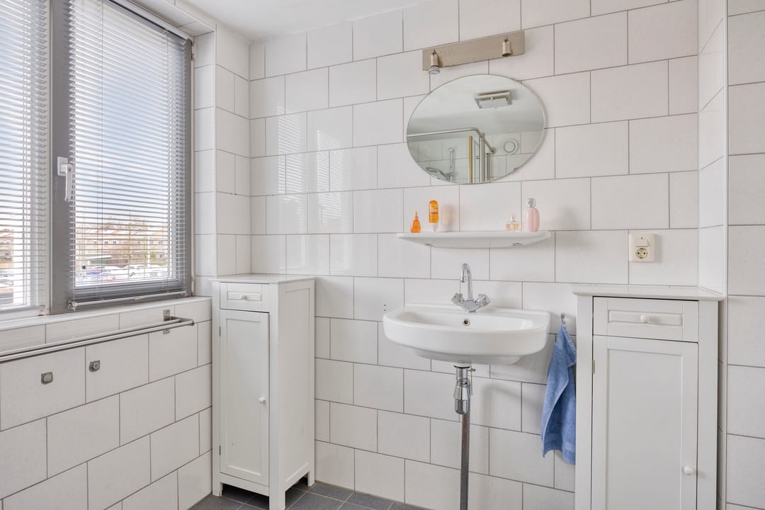 Photo 22 of De Oost 12