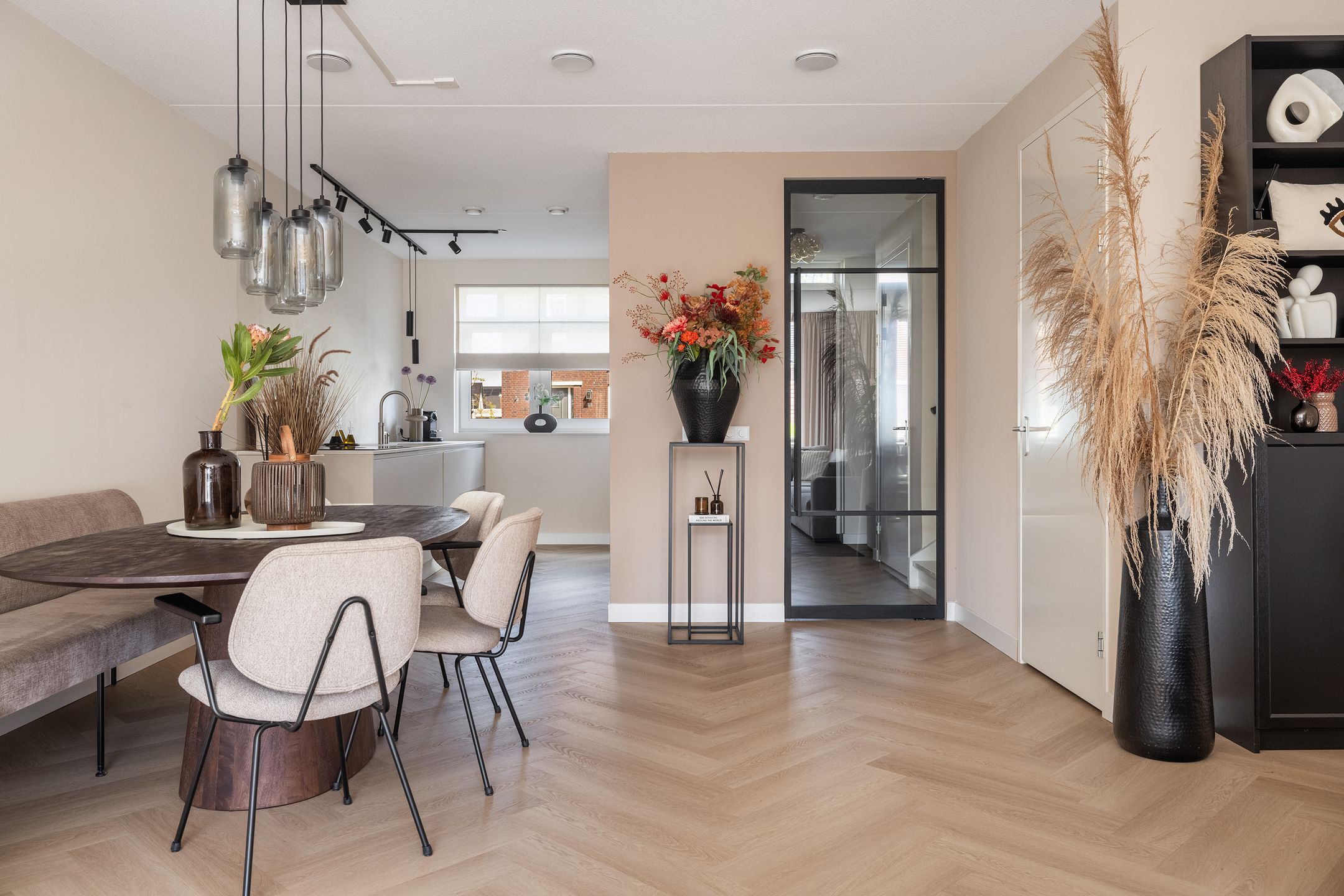 Foto 15 van Dorpsomroeper 6