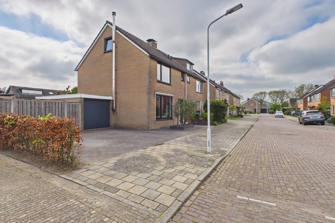 Photo 37 of Piet Heinstraat 19