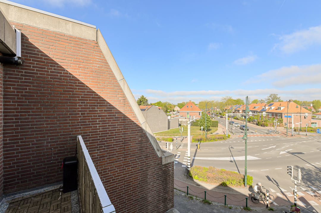 Photo 23 of Bredaseweg 33-C