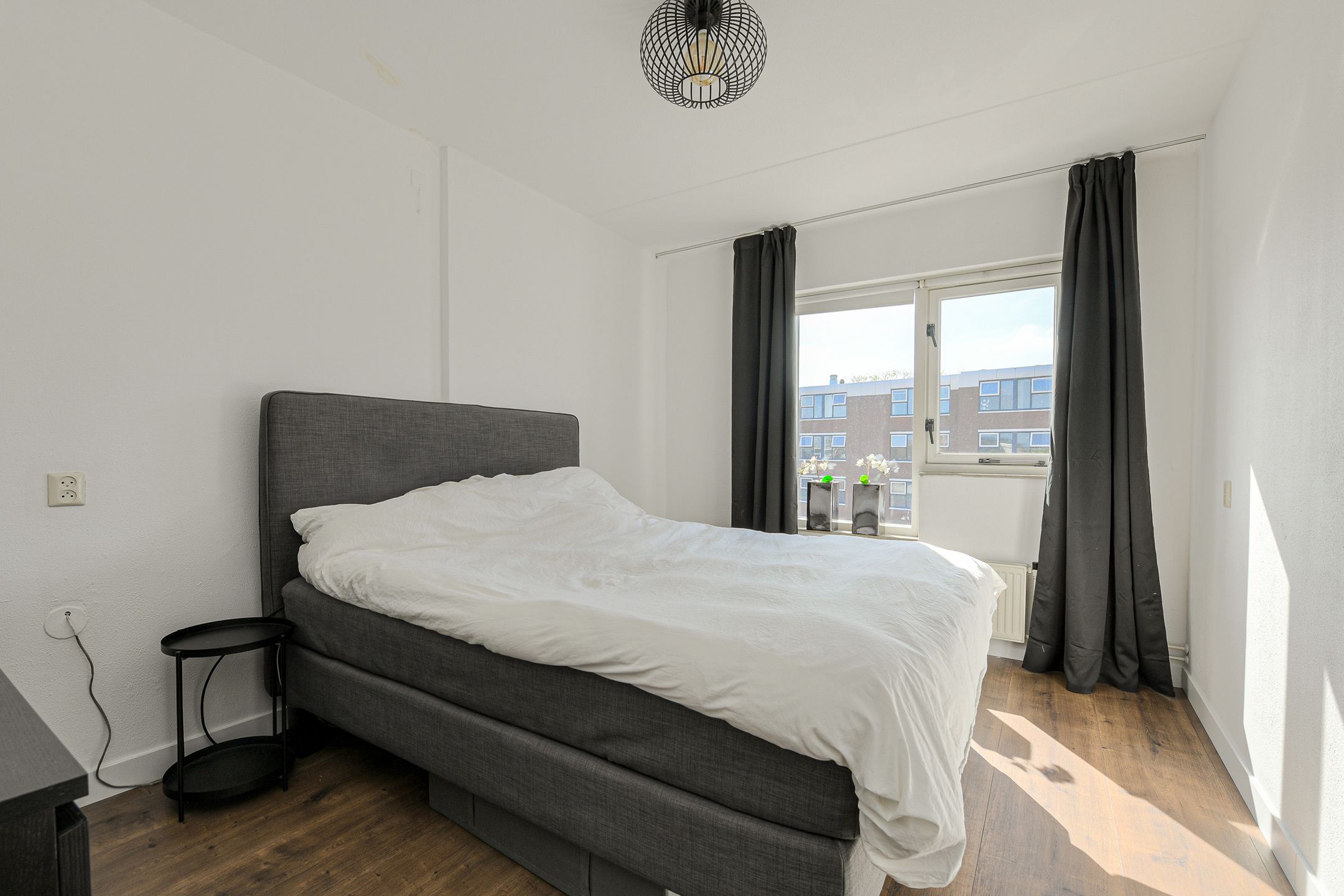 Photo 27 of Bredaseweg 33-C