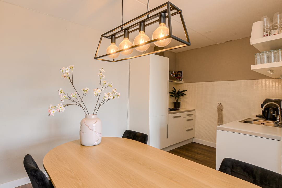 Photo 16 of Bredaseweg 33-C