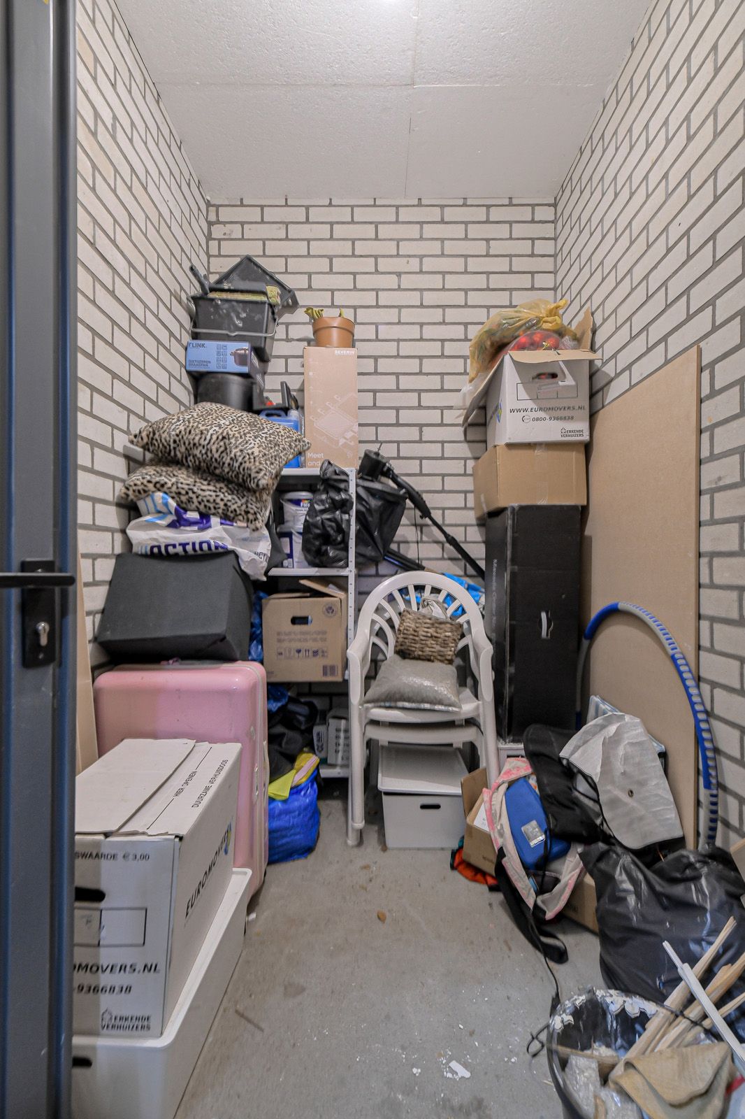 Photo 35 of Bredaseweg 33-C