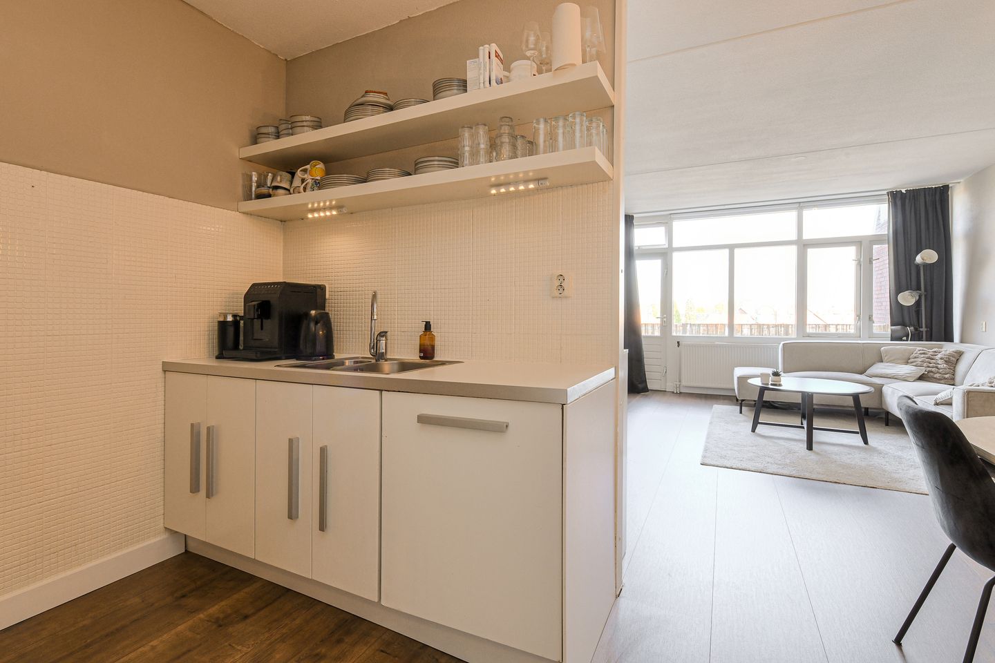 Photo 19 of Bredaseweg 33-C