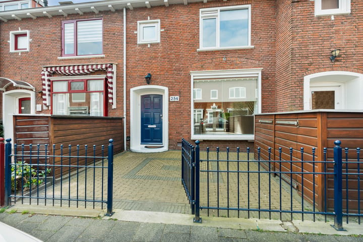 Photo 2 of Wormerveerstraat 254