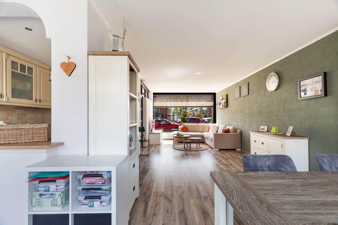 Foto 11 van Warmoeziershof 31