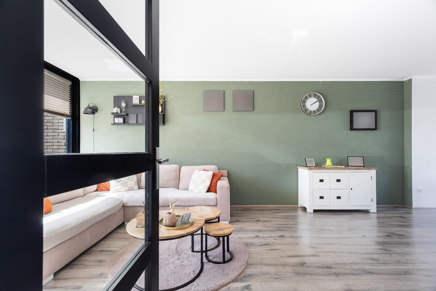 Foto 5 van Warmoeziershof 31