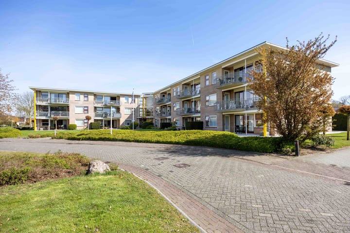 Appartement te koop: Praam 28, Haulerwijk