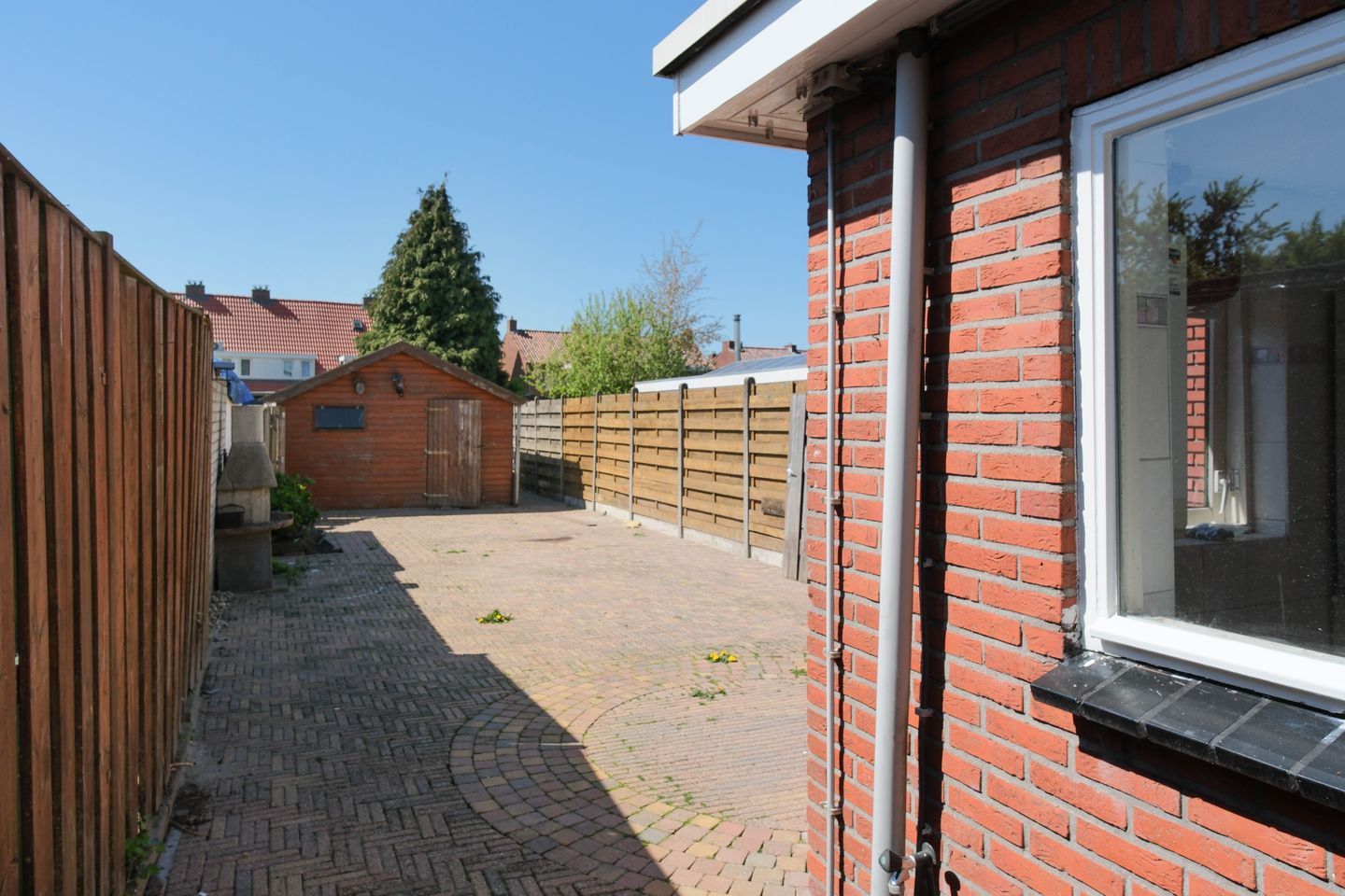 Photo 14 of Ambtstraat 61