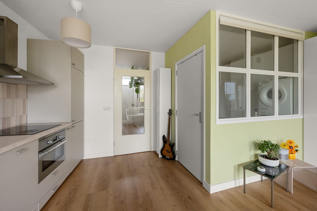 Photo 11 of Raadhuisstraat 89