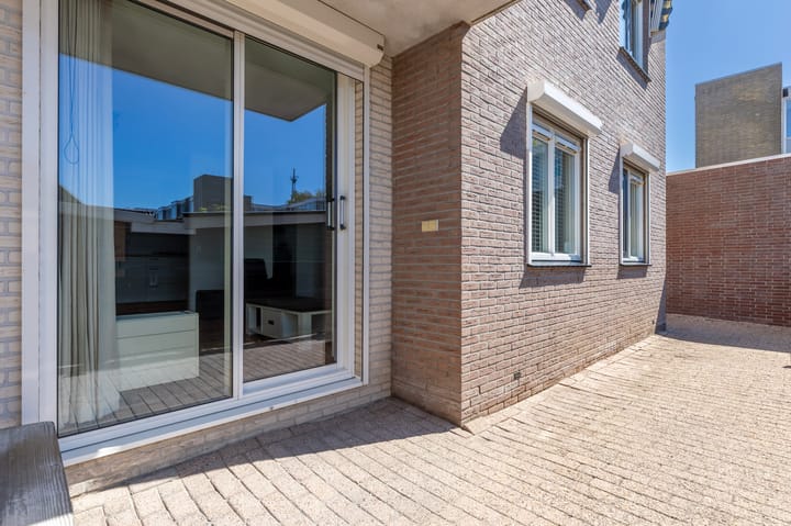 Foto 4 van Buitenhof 4