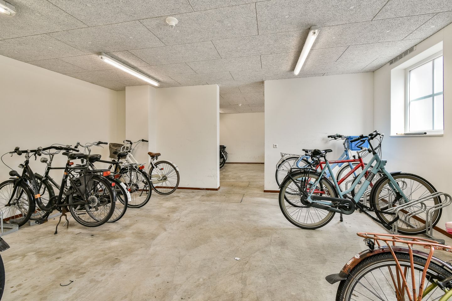 Photo 14 of Eerste Heulbrugstraat 27