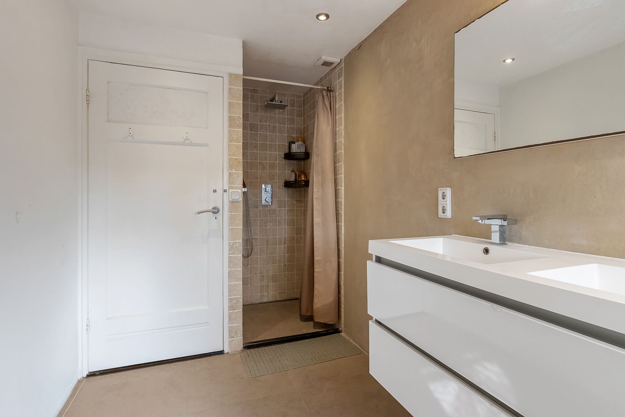 Foto 21 van Berlagelaan 82