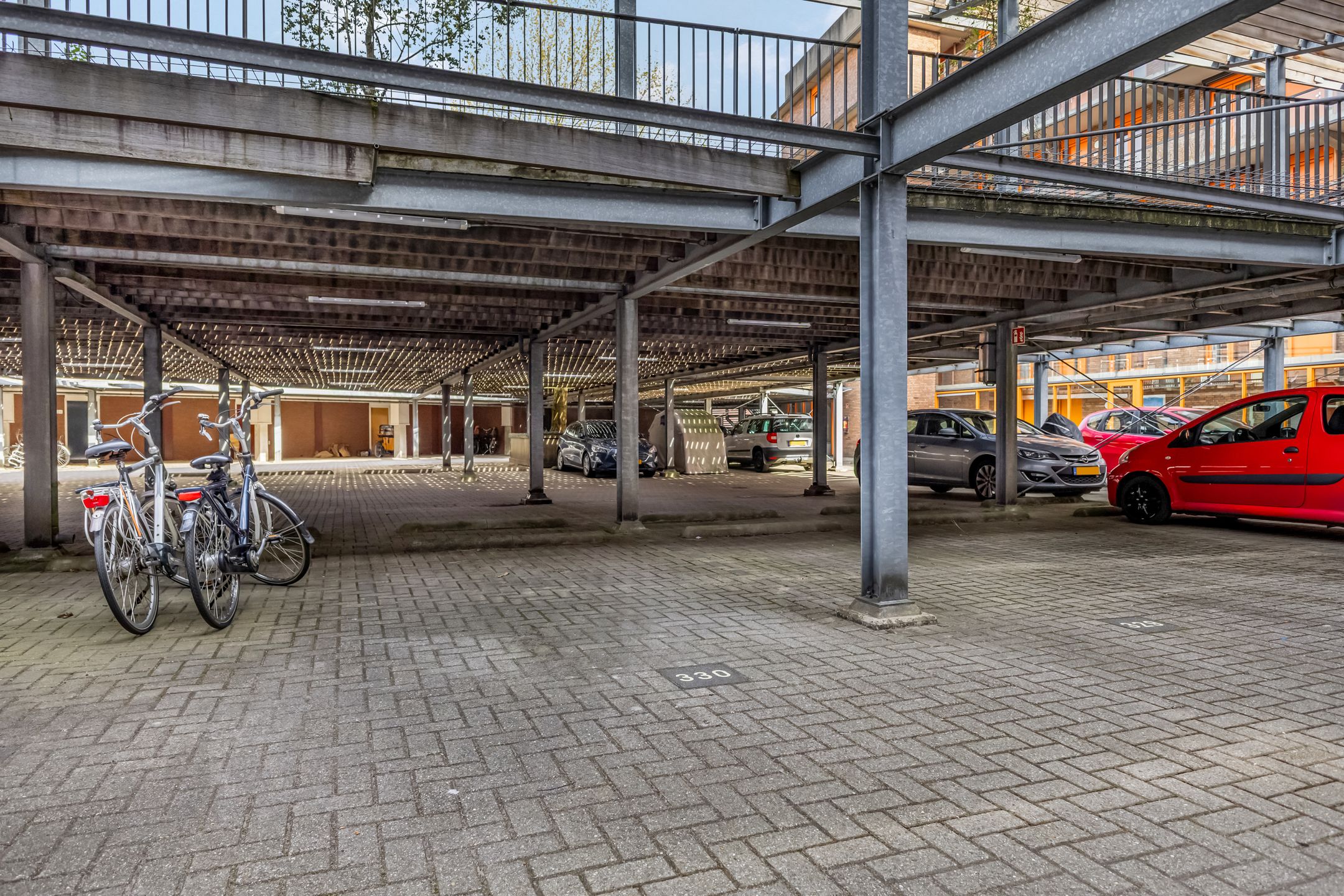 Foto 27 van Prinses Ireneplateau 1