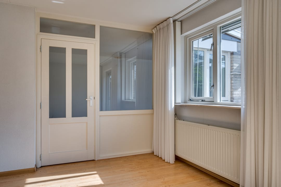Photo 8 of Jan van Broekhuizenstraat 17