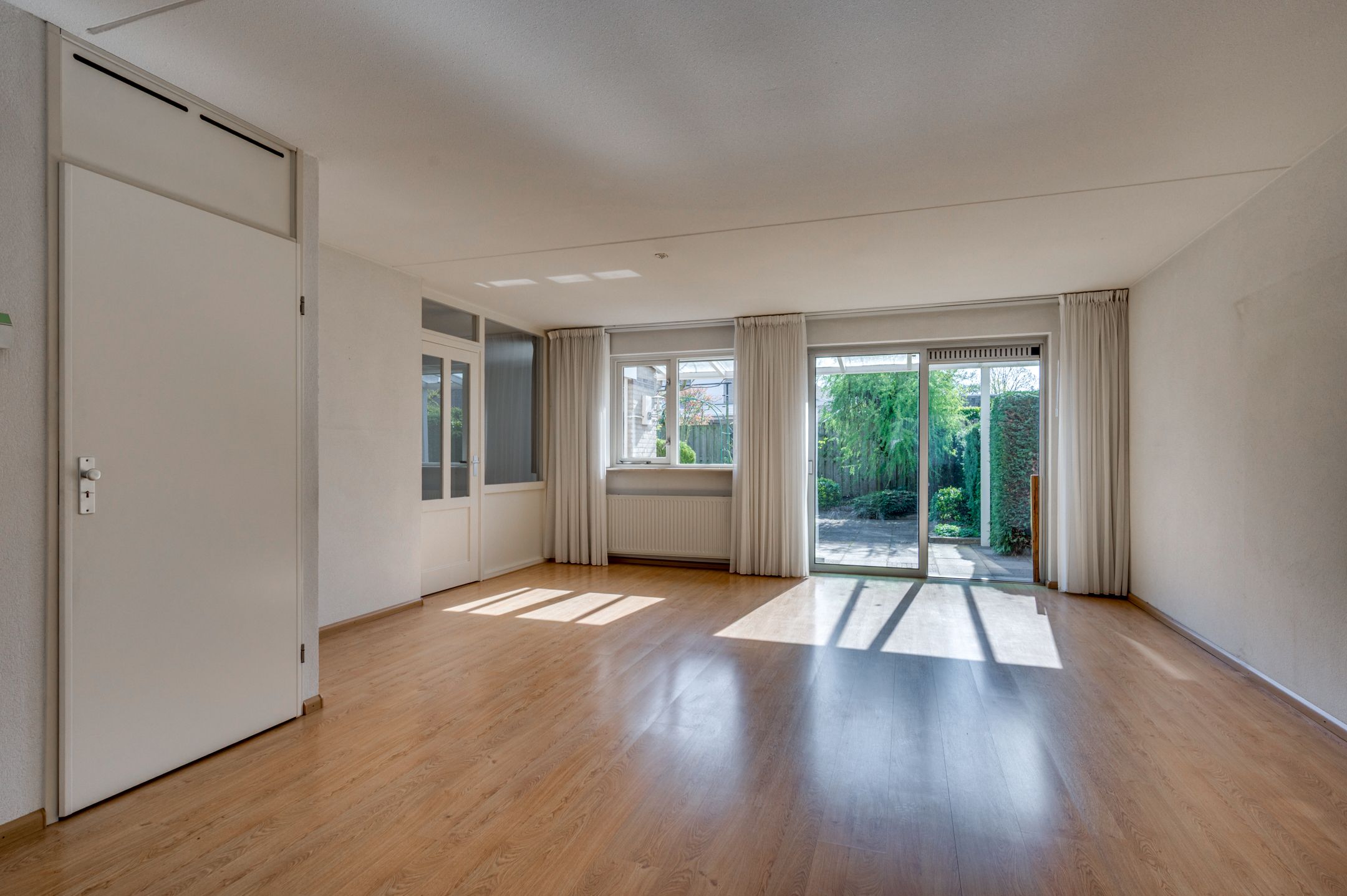 Photo 6 of Jan van Broekhuizenstraat 17