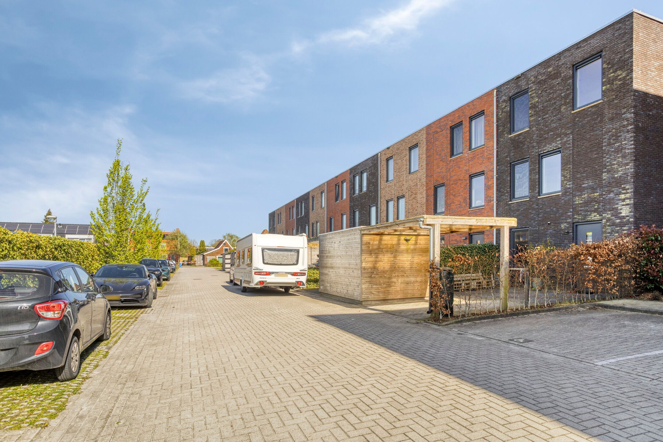 Photo 75 of Dr. Schaepmanstraat 51