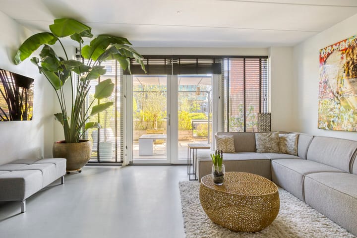 Photo 2 of Dr. Schaepmanstraat 51