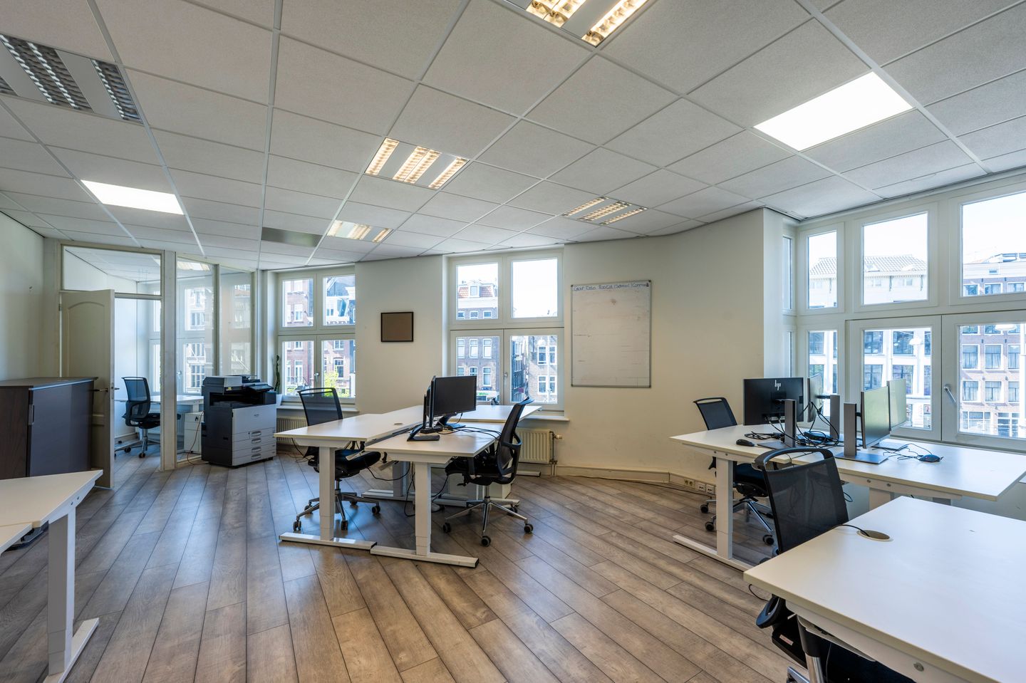 Bekijk foto 3 van Nieuwezijds Voorburgwal 61-1