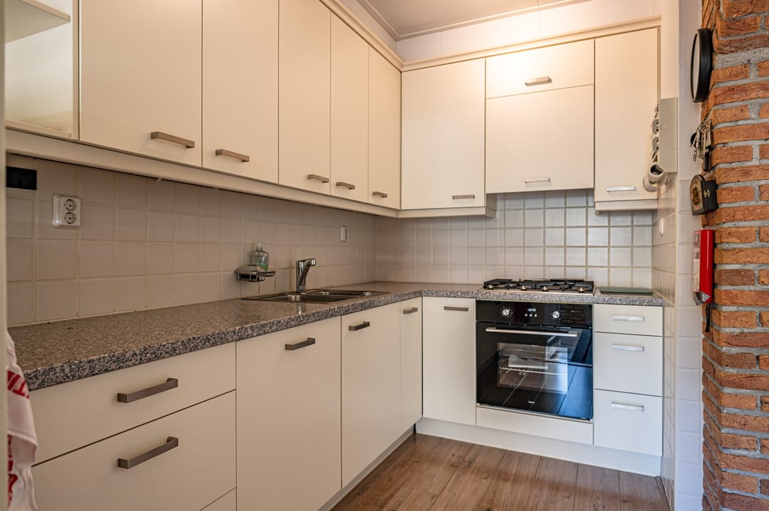 Photo 17 of Hoefbladstraat 15