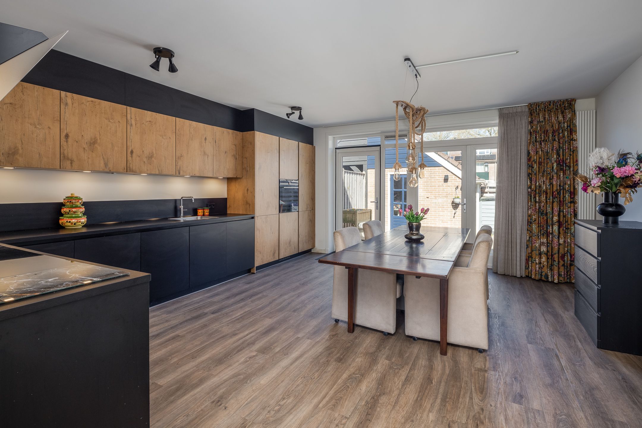 Foto 12 van Duiker 108