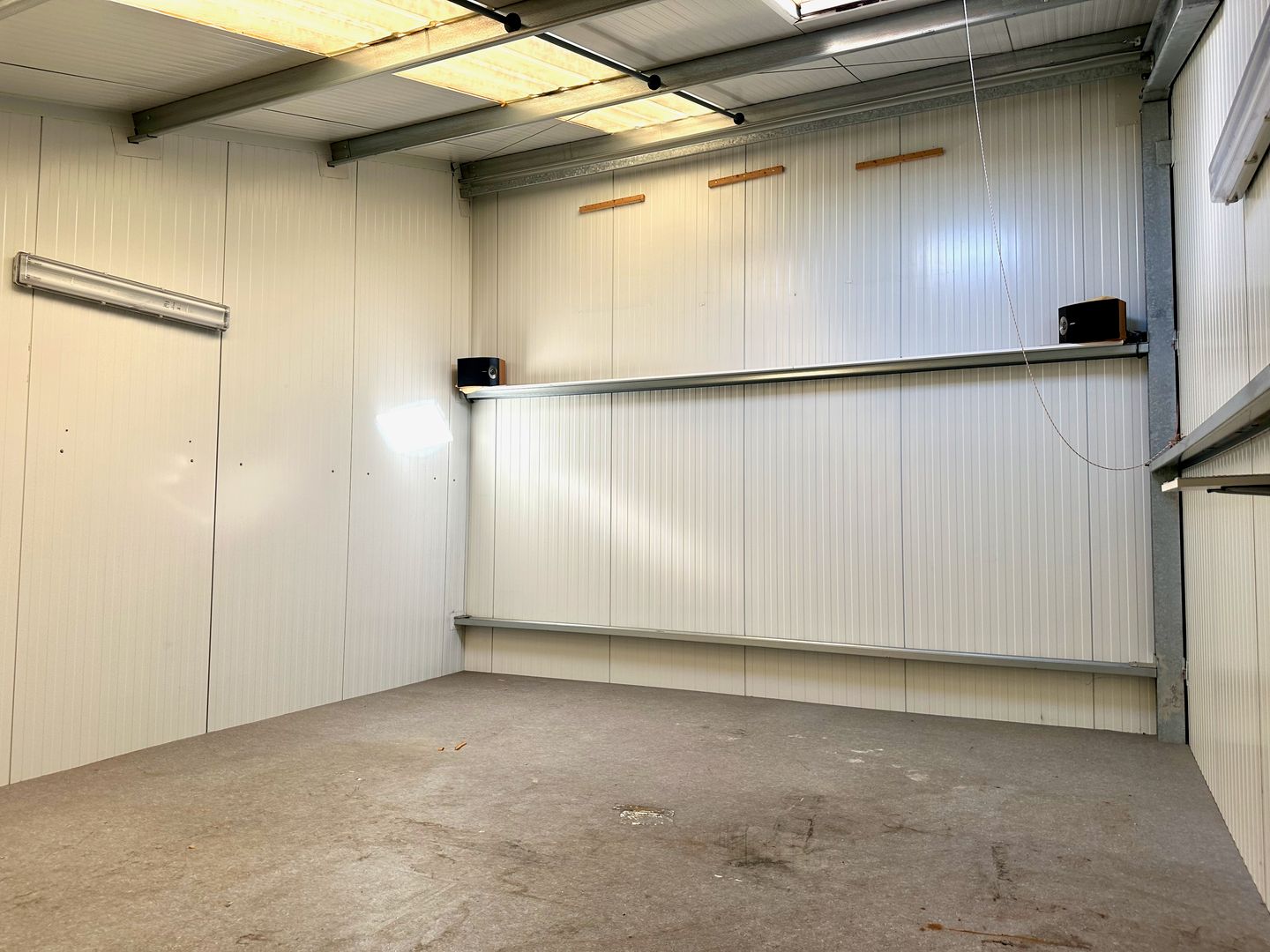 View photo 3 of Transportweg 13-012