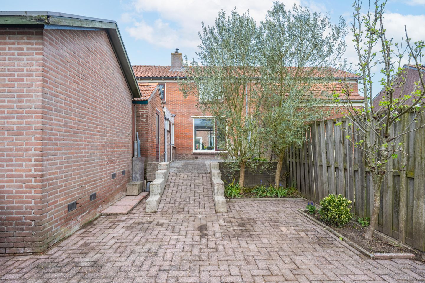 Photo 34 of Dorpsstraat-Oost 49