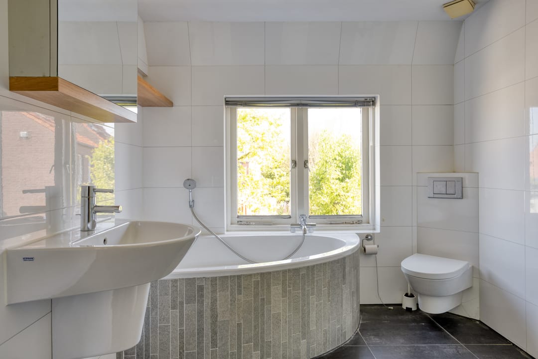 Foto 16 van Anemonestraat 2