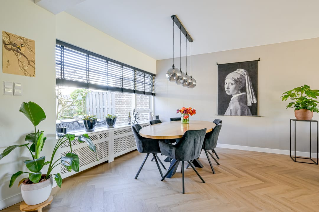 Spacious Family Home with Free View and 4 Bedrooms in Child-Friendly Neighborhood — 22