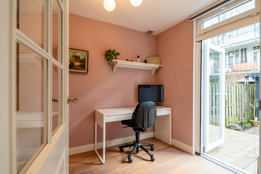 Photo 11 of James Cookstraat 16-H