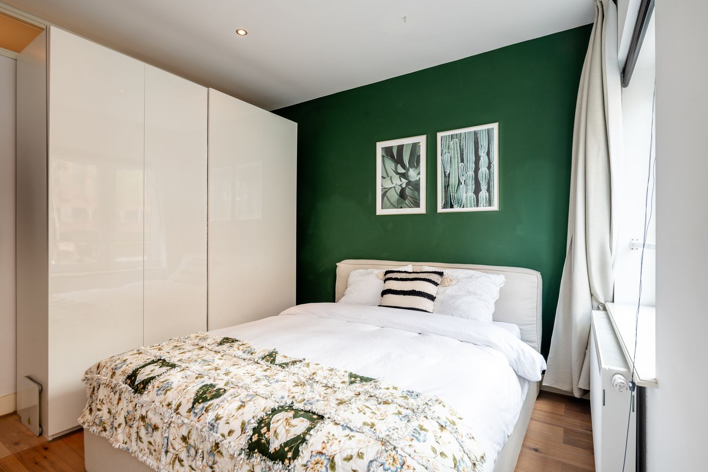 Photo 19 of James Cookstraat 16-H
