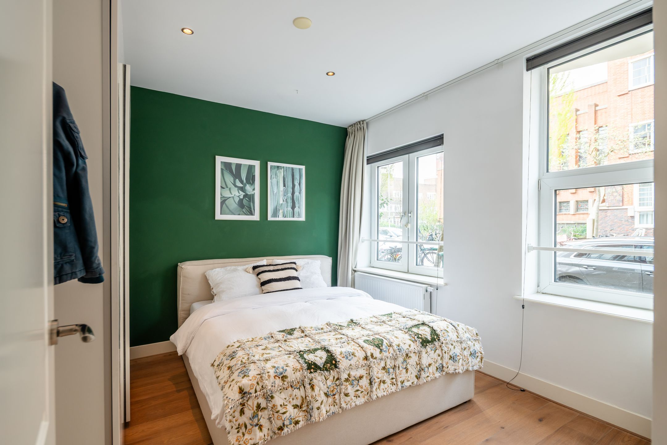 Photo 18 of James Cookstraat 16-H