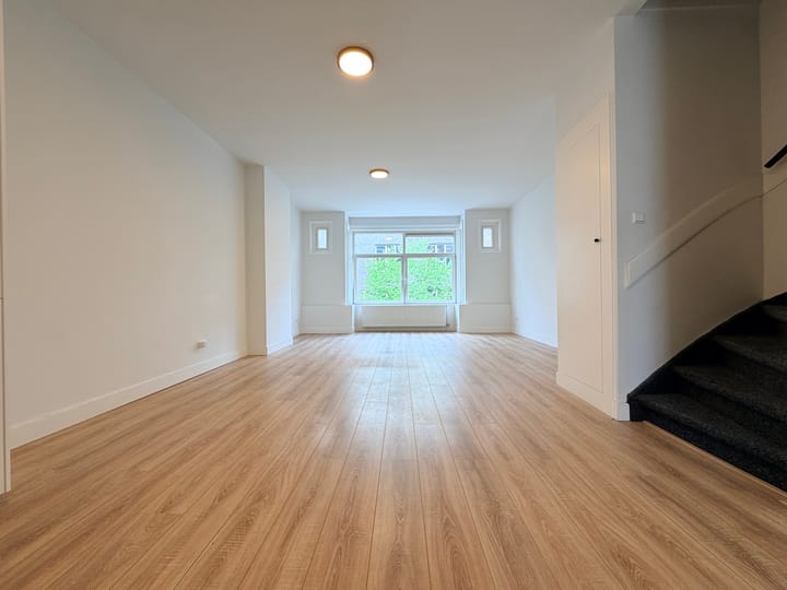 Photo 2 of Dunantstraat 30-A