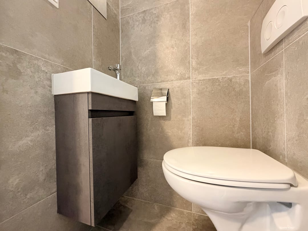 Photo 8 of Dunantstraat 30-A