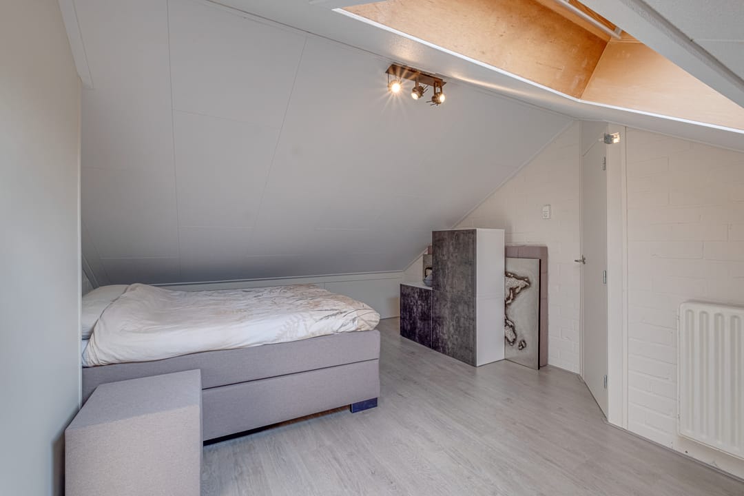 Foto 26 van Spoorstraat 60