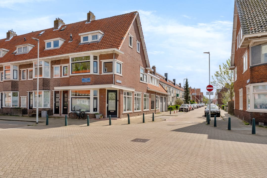 Photo 32 of Pieter van Aschstraat 2-B