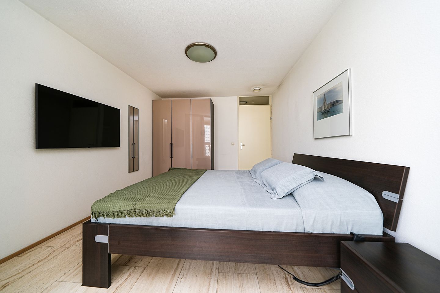 Photo 19 of Jufferstraat 228