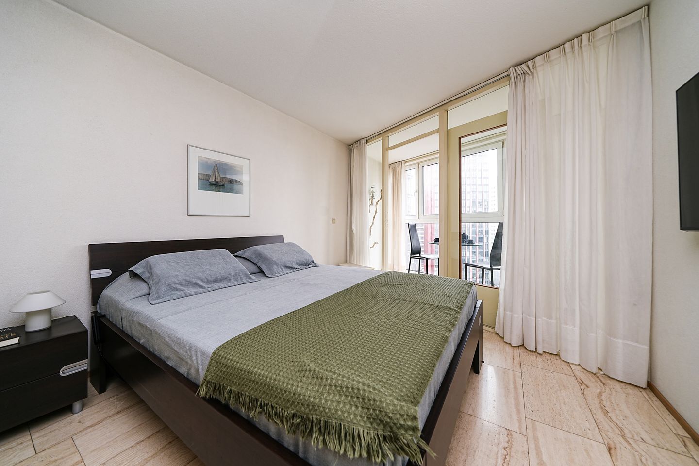 Photo 4 of Jufferstraat 228