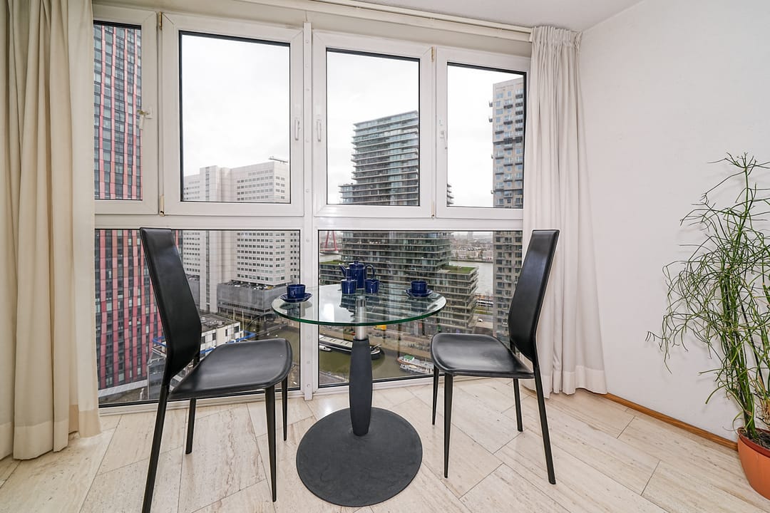 Photo 16 of Jufferstraat 228