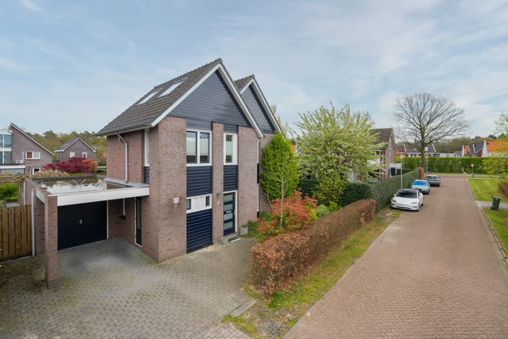 Photo 2 of Lavendelheide 13
