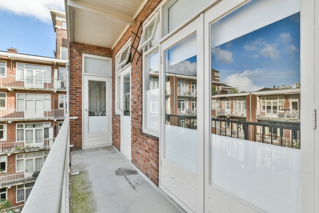 Light and charming apartment with south-facing balcony in Amsterdam-South — 14