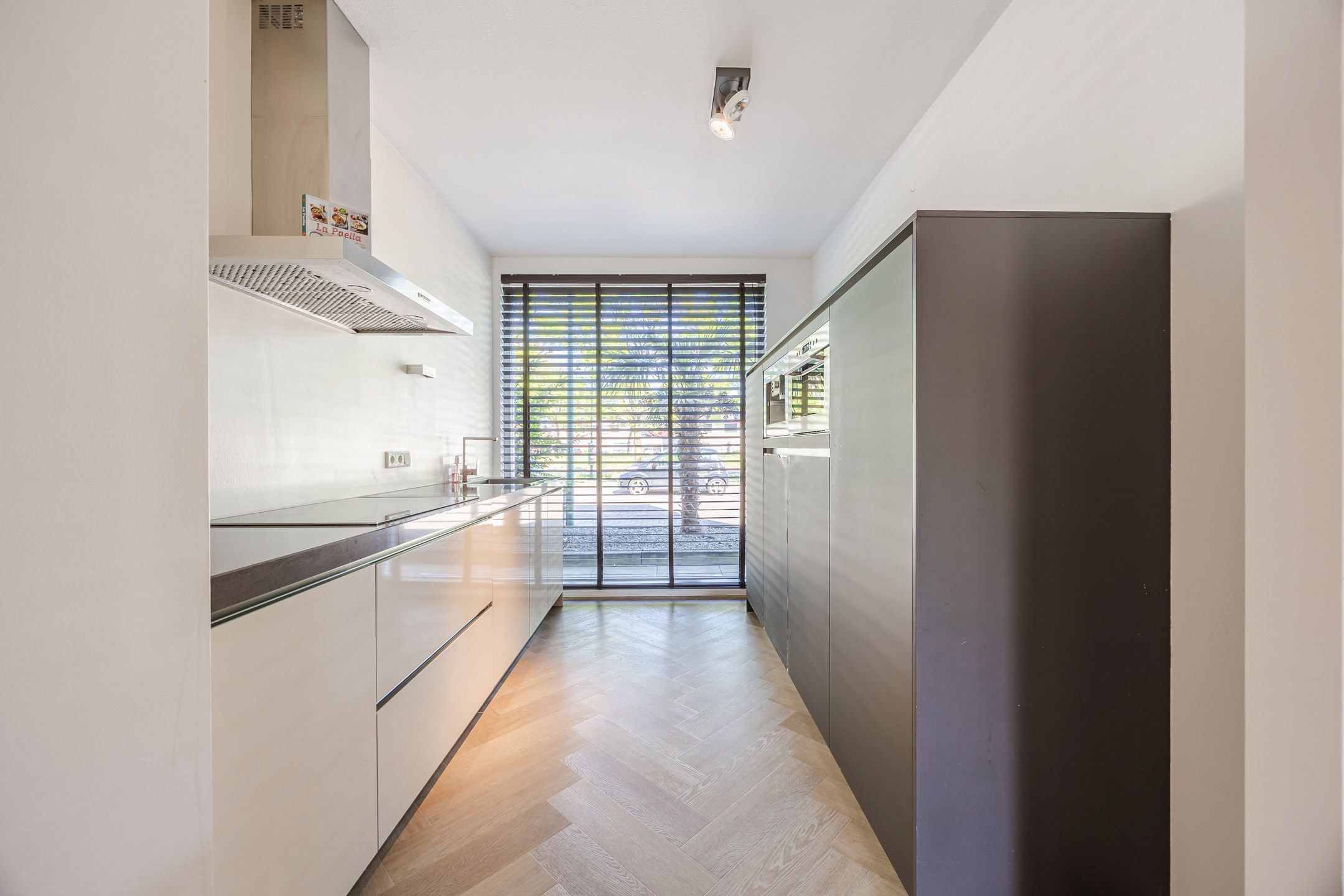 Foto 24 van Reggestraat 21