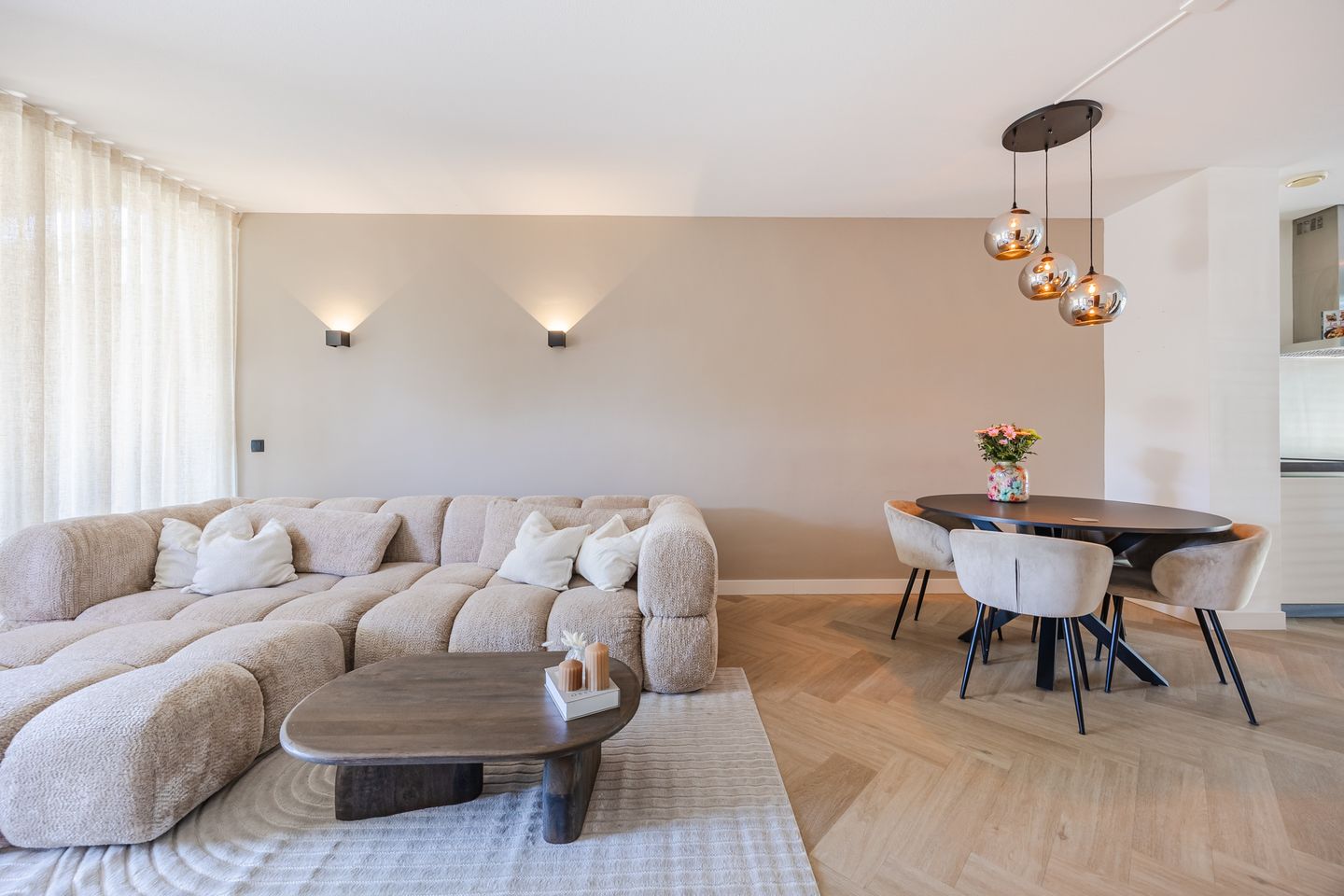 Foto 20 van Reggestraat 21