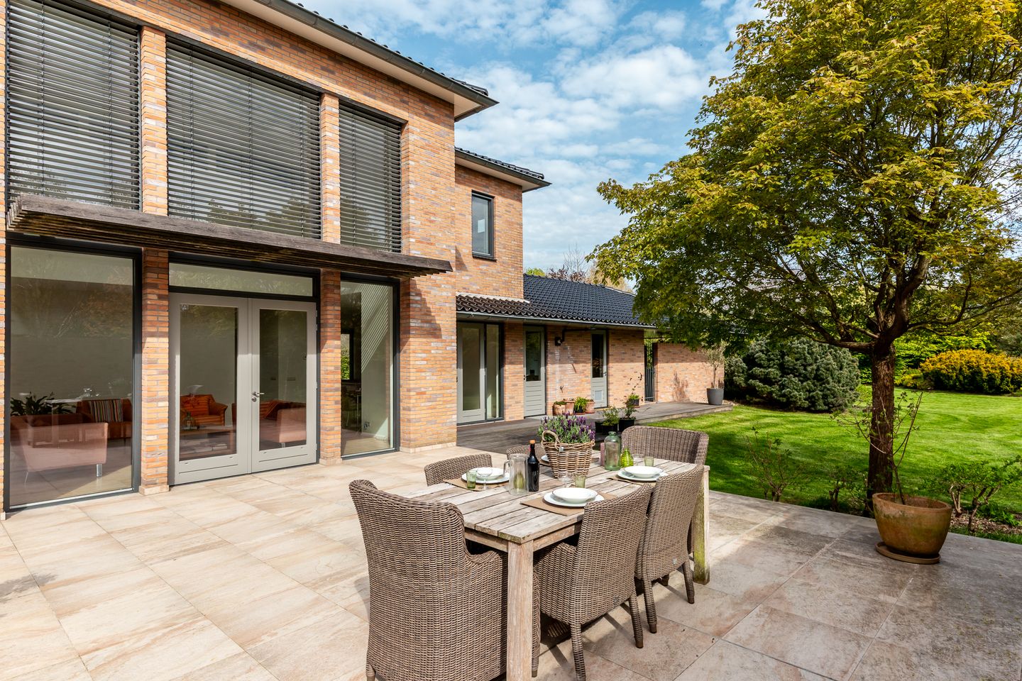 Stunning Villa on Spacious Corner Plot in Exclusive Almere Overgooi — 44