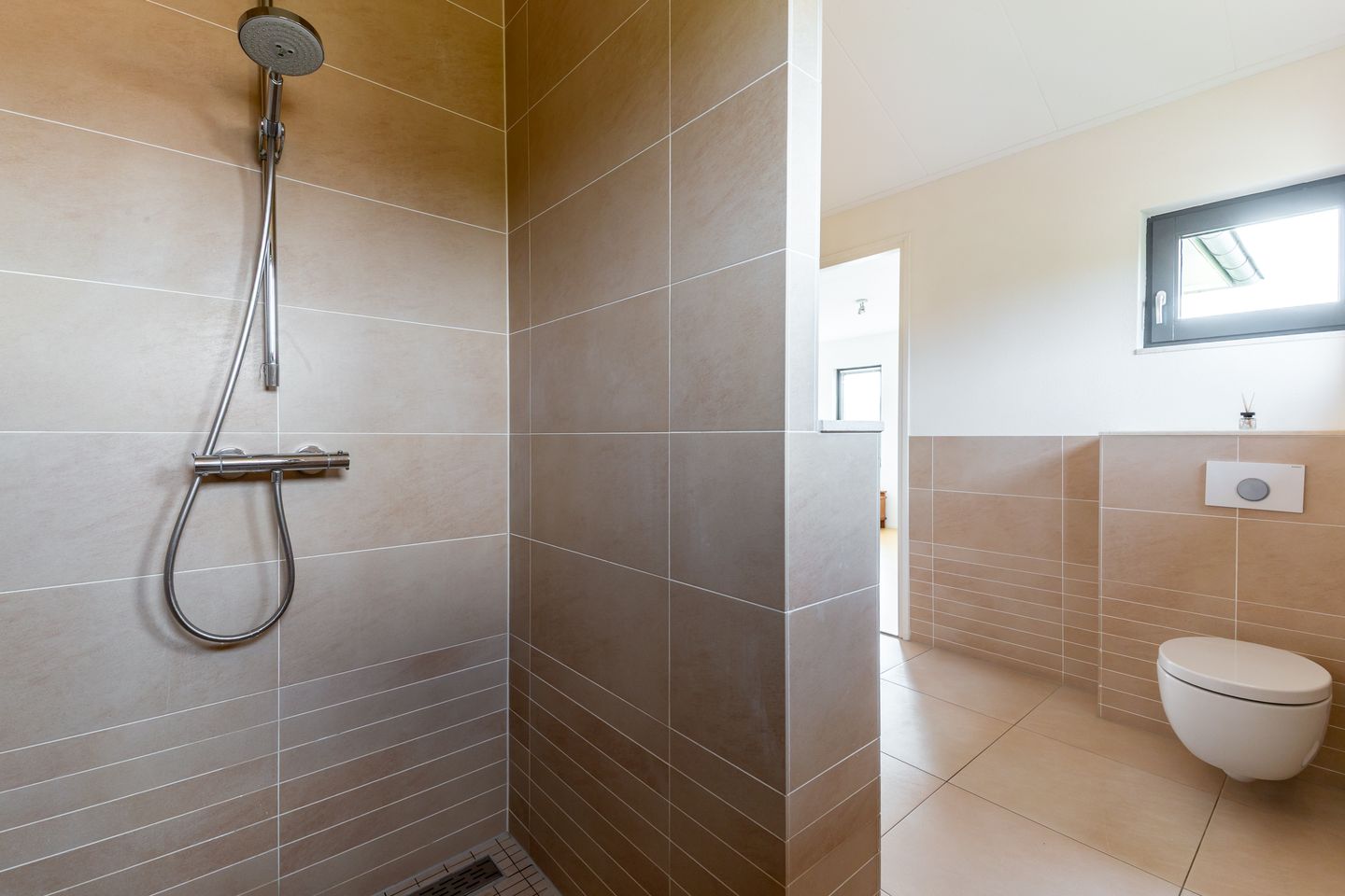Stunning Villa on Spacious Corner Plot in Exclusive Almere Overgooi — 35