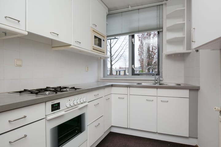 Photo 4 of Steve Bikostraat 344