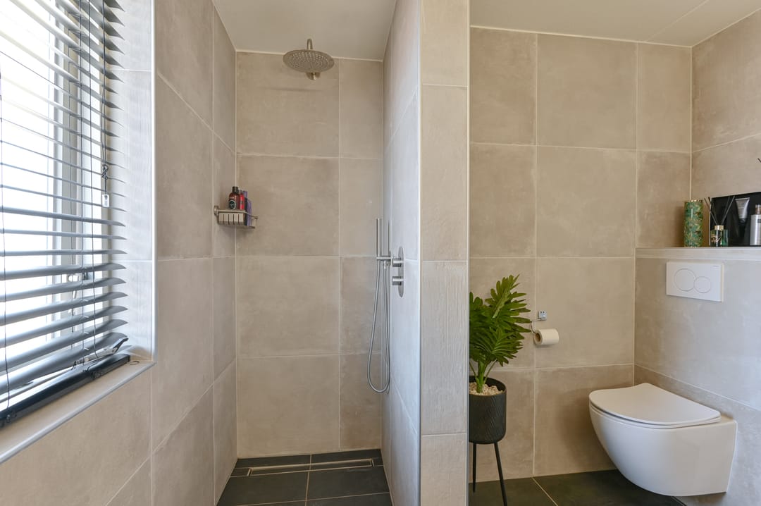 Foto 38 van Purperreiger 10