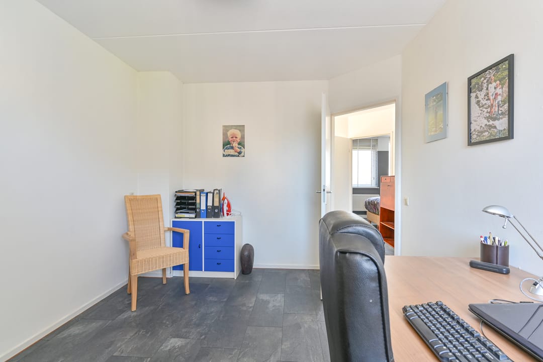 Foto 46 van Purperreiger 10